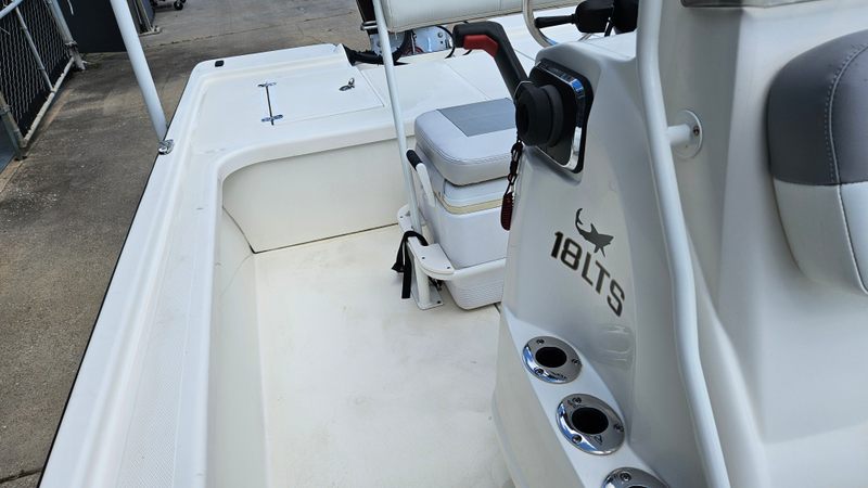 Boat Image 18