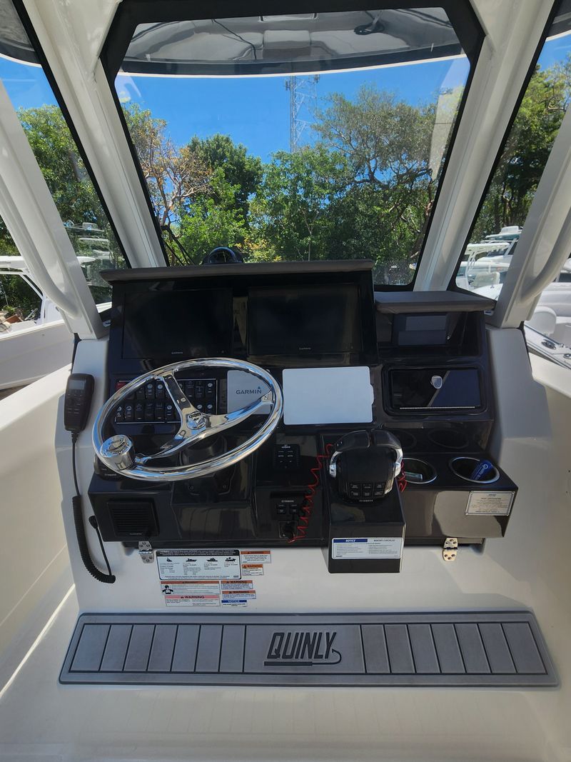 Boat Image 9