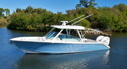 2020 Cobia 330 DC