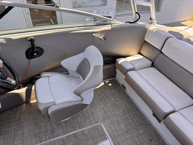 Boat Image 12
