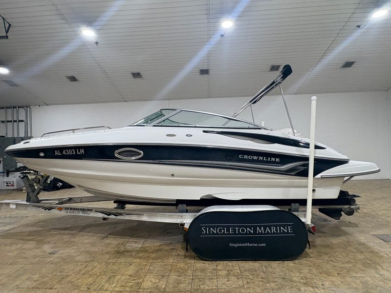 2005 Crownline 220 EX