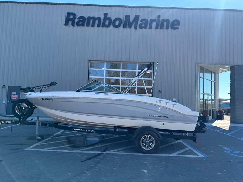 2021 Chaparral 19 SSI