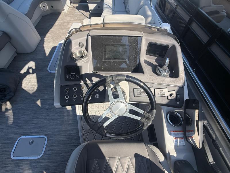 Boat Image 8